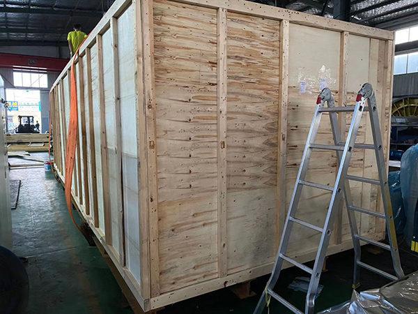 含山大型木包装箱出口的要求